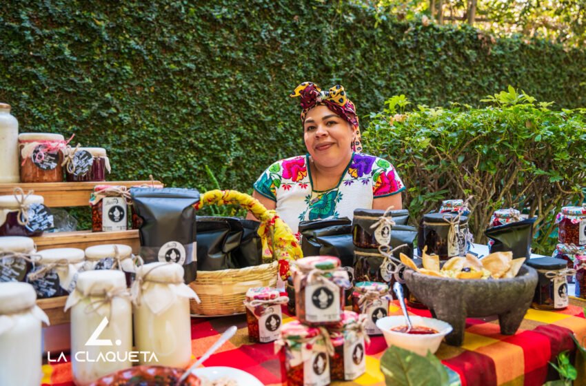  Realizan el primer mercado local “Uruapan Emprende” en el parque lineal “Las Camelinas”